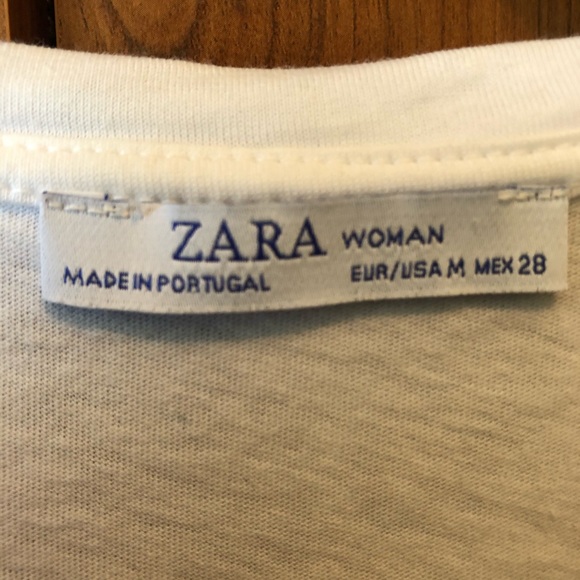 Zara woman Red Rhinestone Graphic T-Shirt - Picture 4 of 5